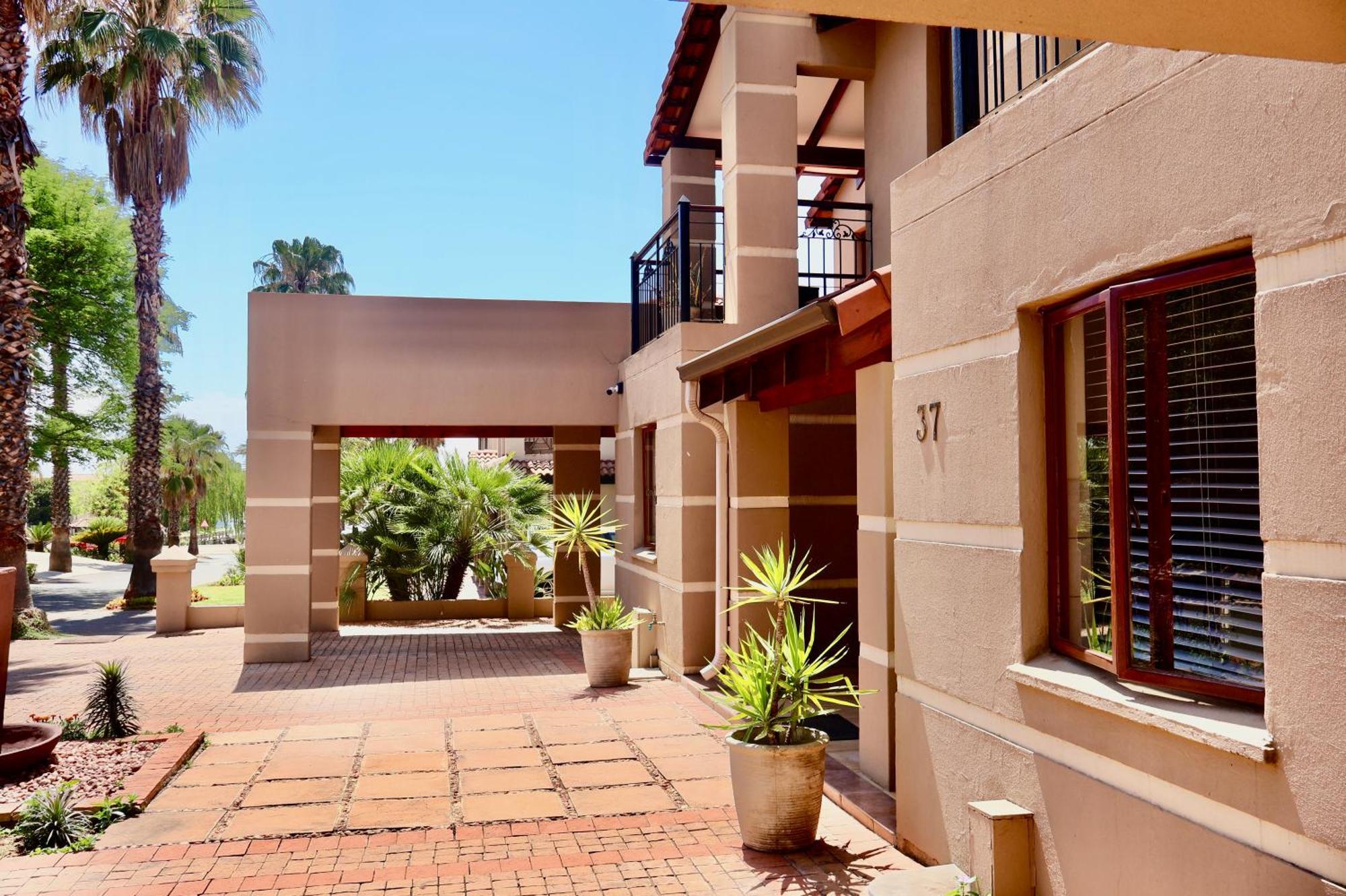 37 On Eagles Hotel Hartbeespoort Luaran gambar